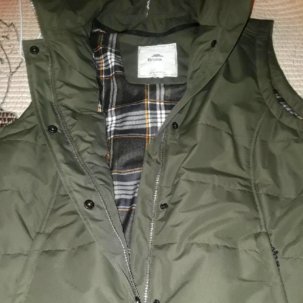 Roots Puffer Vest